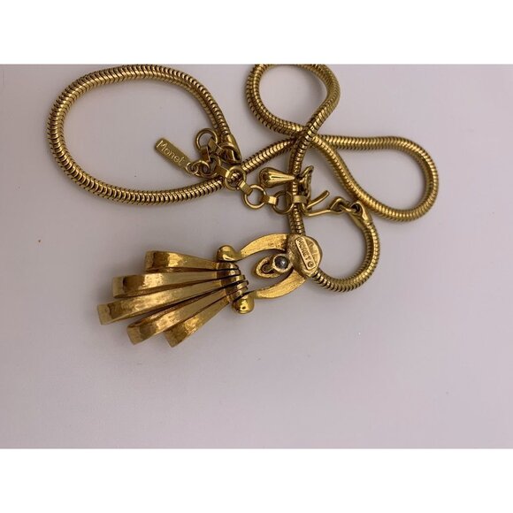 Monet Gold-Tone Vintage Country Club Solid Chic Necklace With Elegant Pendant De - Picture 11 of 11